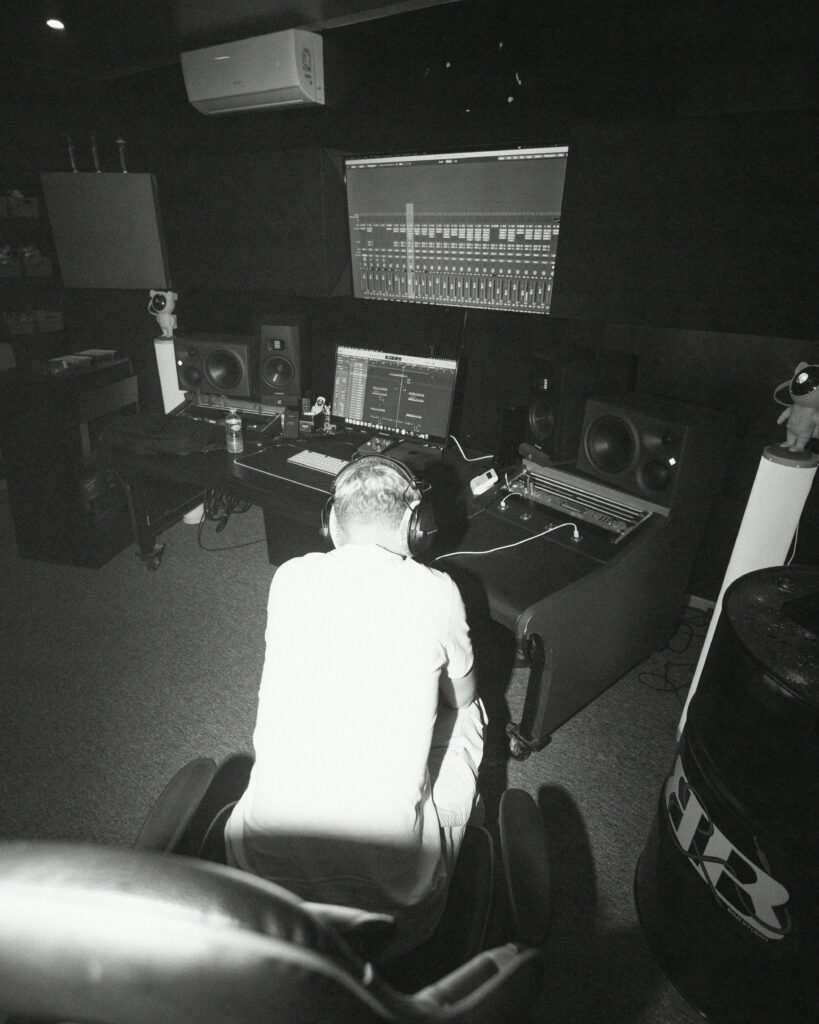 Taylor Swift’s Producer Hints at New Album